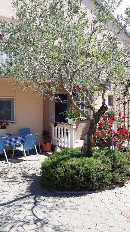 Apartments Kata Biograd Na Moru Eksteriør bilde